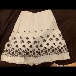 Ann Taylor skirt, cream with brown embroidery
